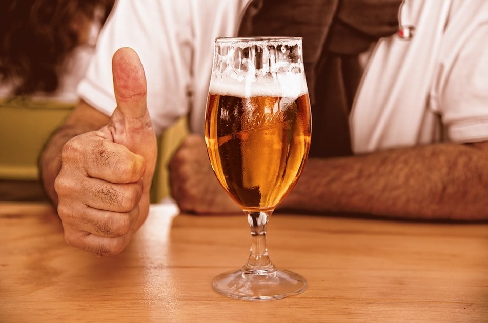 NE TREBA VAM OPRAVDANJE DA POPIJETE ČAŠU PIVA: Kako sve pivo utiče na naše zdravlje?