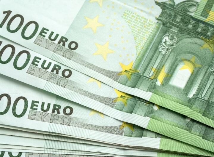 NOVAC STIŽE POČETKOM JUNA: Ovo je tačan datum isplate 100 evra za mlade
