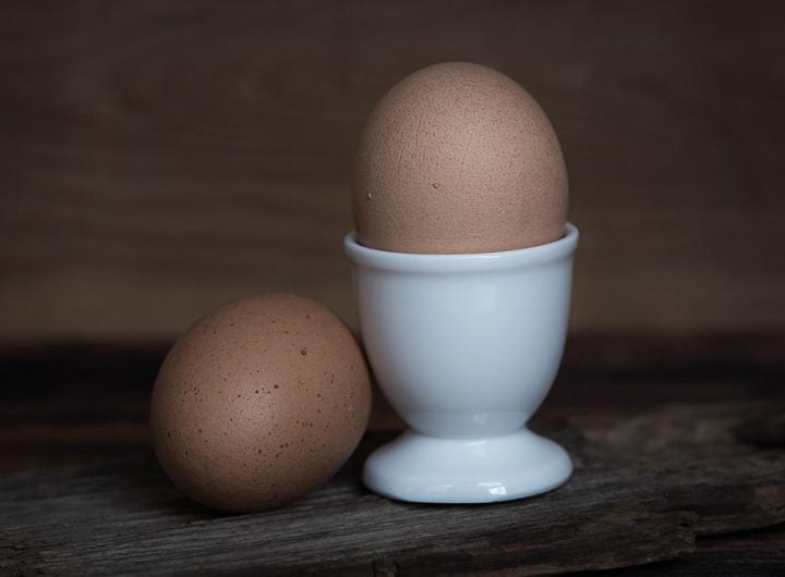 UBACITE ŠIBICU TOKOM KUVANJA: Uz ovaj mali trik jaja vam više neće pucati