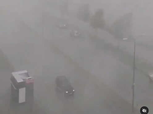 NA UDARU I NIŠ: Oluja se spustila na grad, kiša i vetar ,,udaraju" sa svih strana (VIDEO)