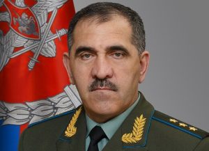 RUS IZ OPERACIJE ,,SKOK NA SLATINU" U UKRAJINI: General Junus Bek Jevkurov pešice obilazi front (VIDEO)